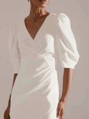 Krisa Elegant White V-Neck Puff Sleeve Dress